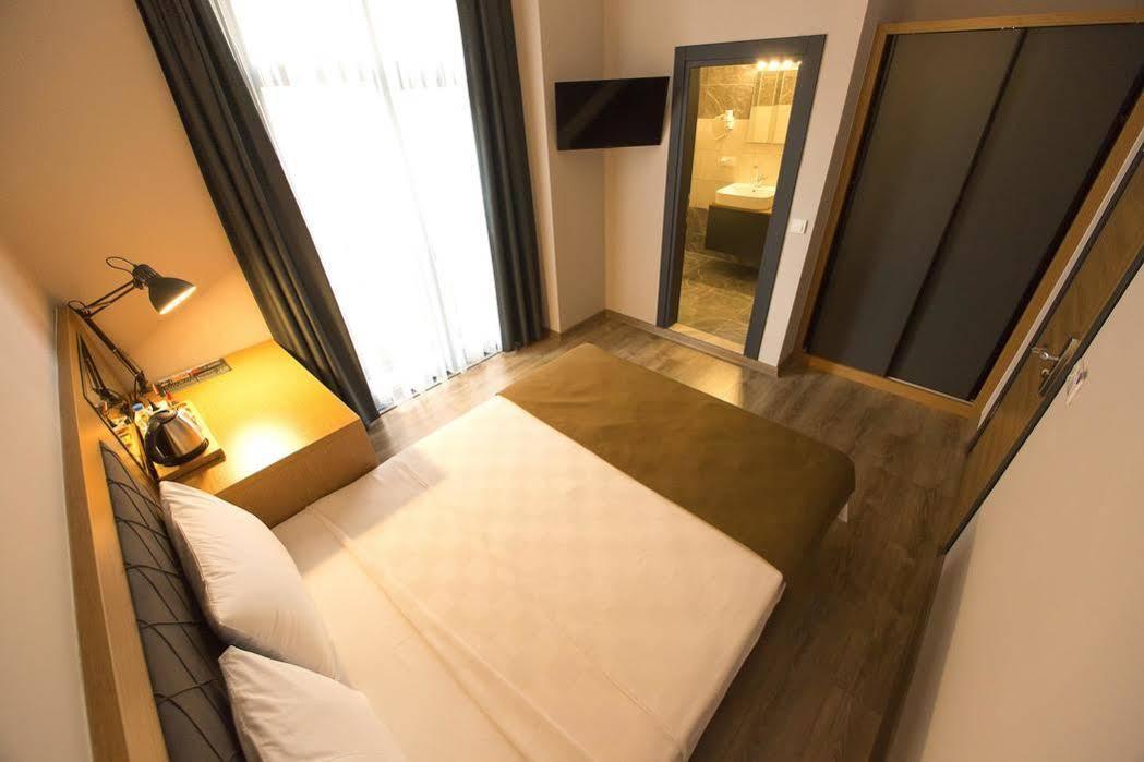 Big Point Plus Hotel Biga Exterior foto